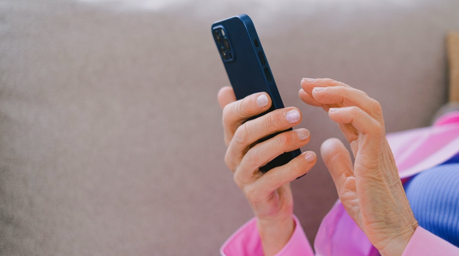 Which Smartphone Should I Buy, and How Do I Set It Up?
